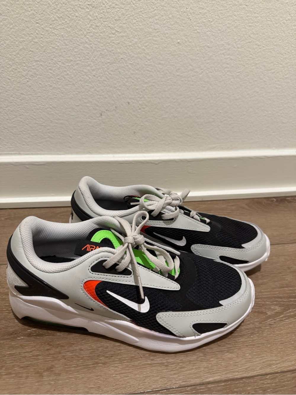 Nike Kids Black, Gray, Neon Green & Orange Running Sneakers
